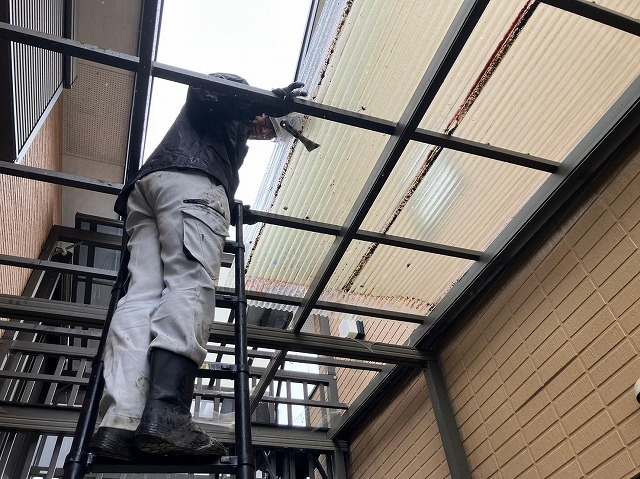 甲州市　屋根カバー工法